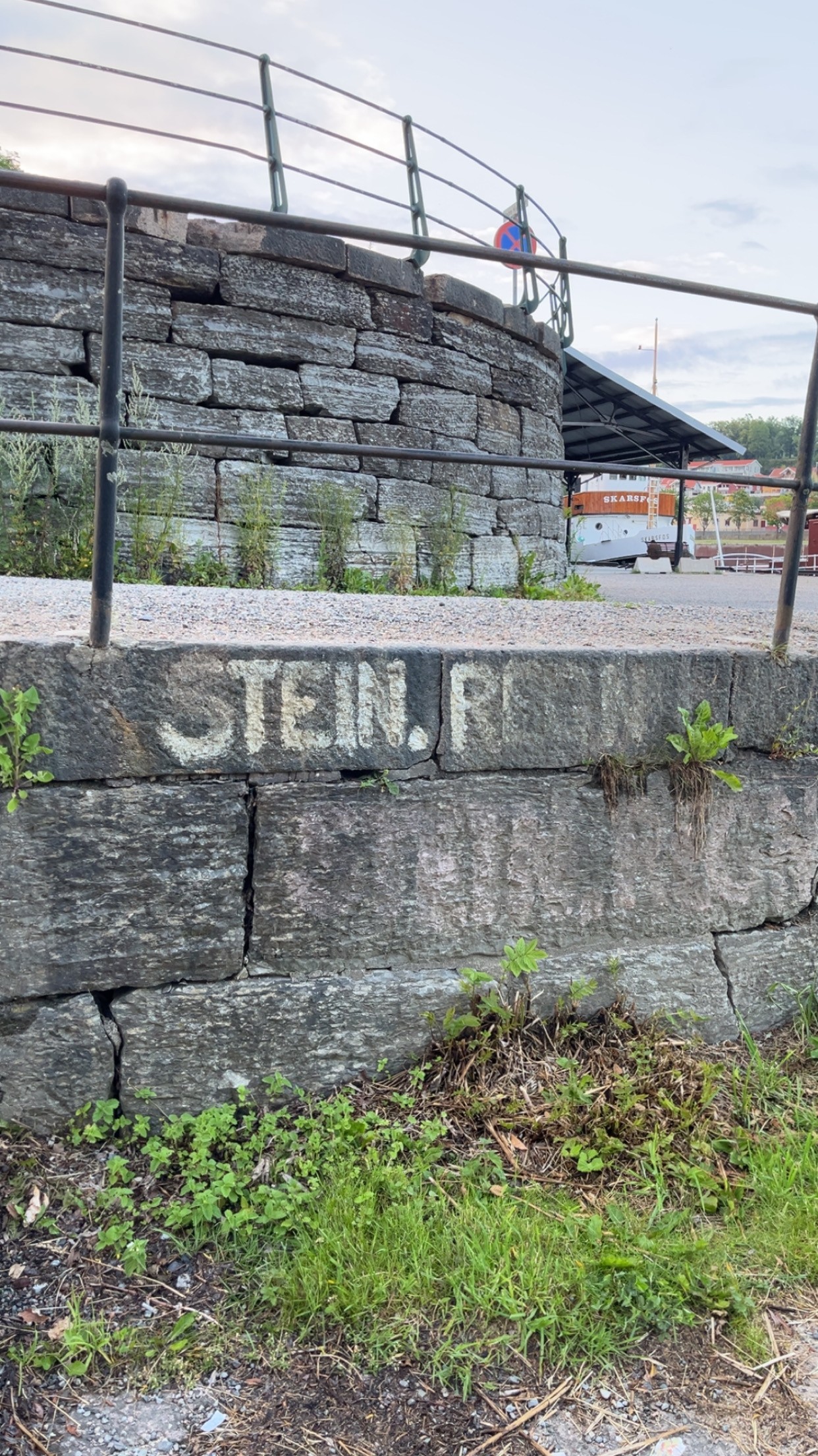 Ta leopardskinns badehetta di på