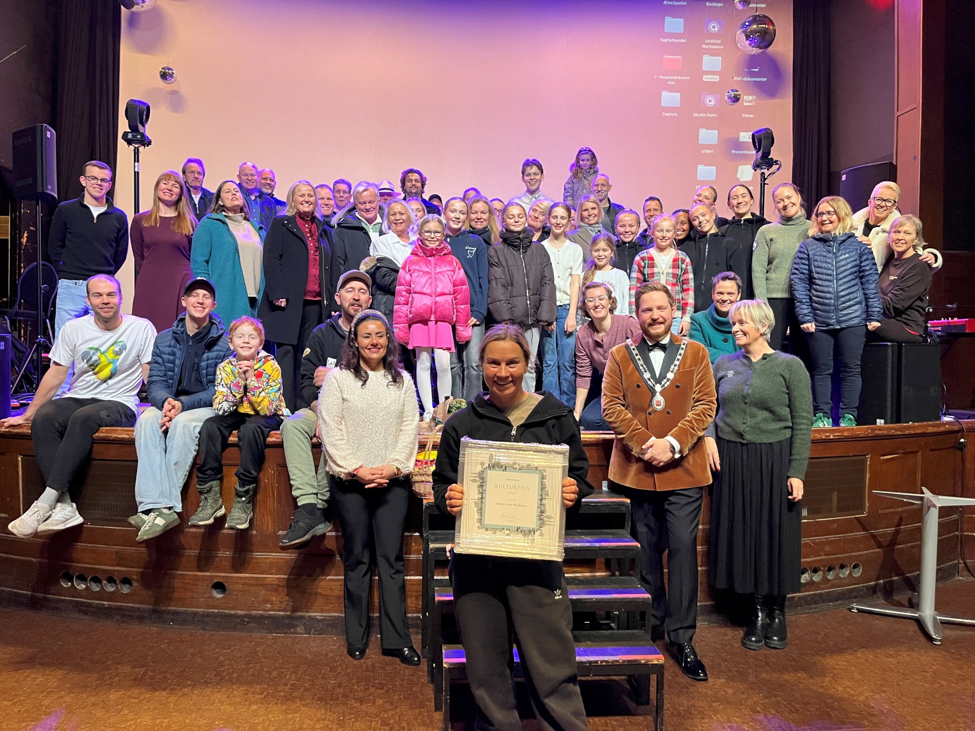 Jannicke Irwin Abrahamsen mottar kulturprisen 2025.