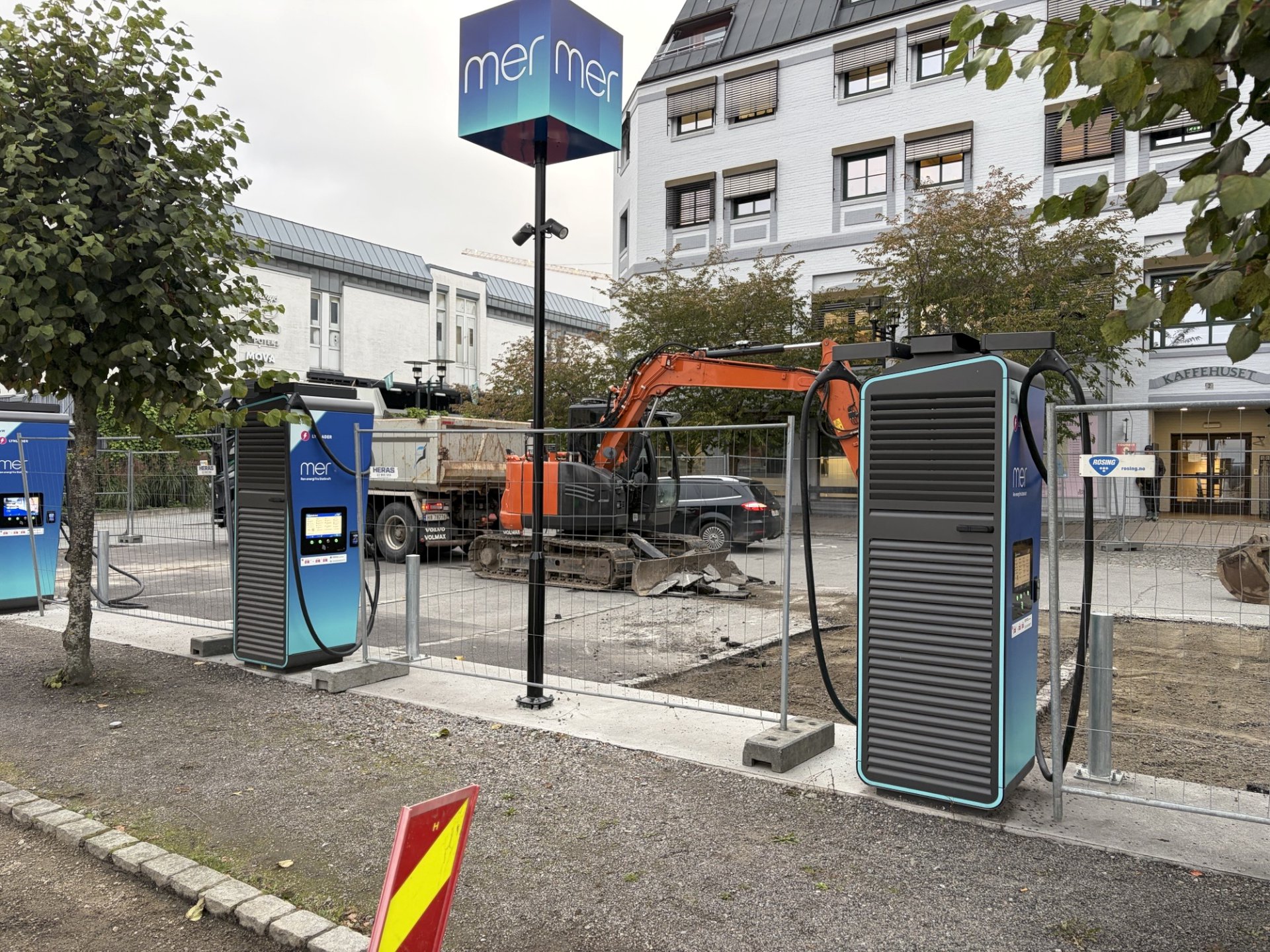 Stengt parkering og ladestasjon