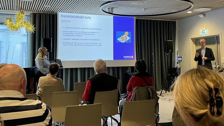 Tangerud og Amlie informerer om framtidsfullmakt og svindel.