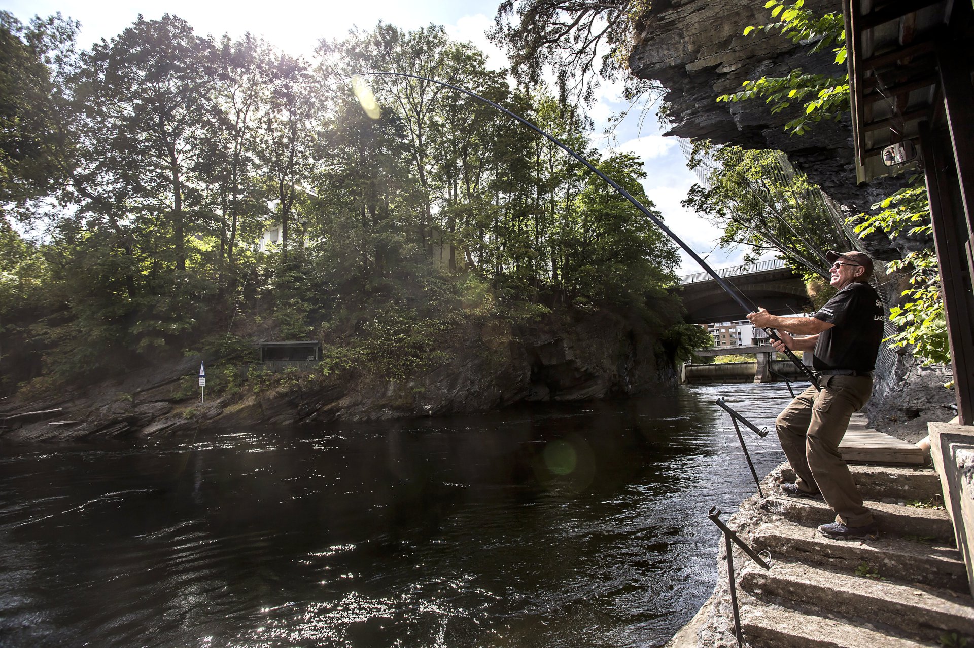 Laksefiske i byen og fiskekort